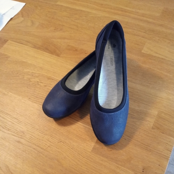 NWT Clarks Ayla Cloudsteppers - Picture 2 of 10